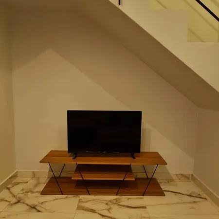 Thesskamara Loft *